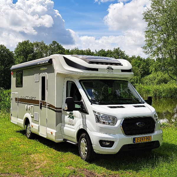 Semi-Integrated Motorhome Semi-Integrated Motorhome